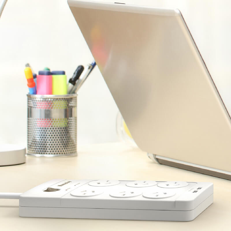 Mobie Power Strip6 Outlets2 USB-A Port(Total 5V/2.1A) SAC604