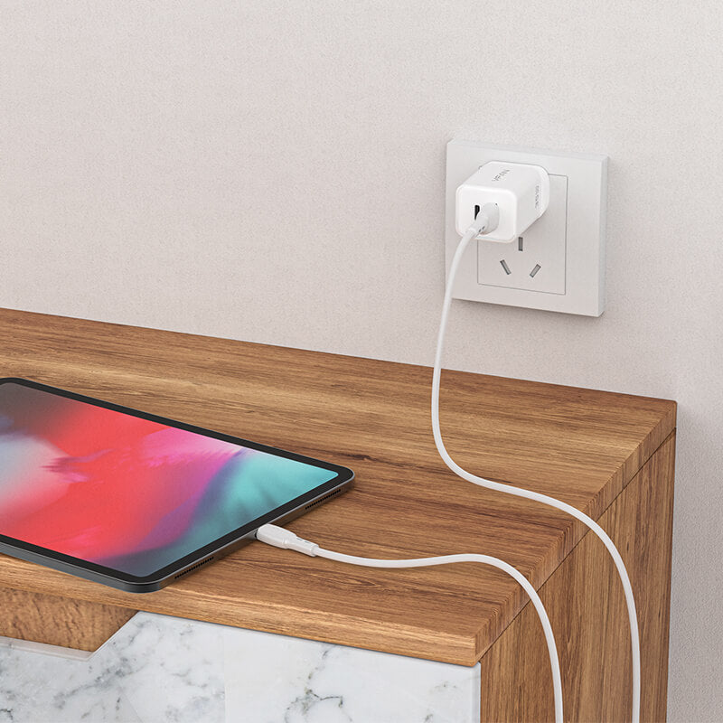 Mobie 2 in 1 PD Ultra Fast Charger Type-C & USB-A 35W AU8