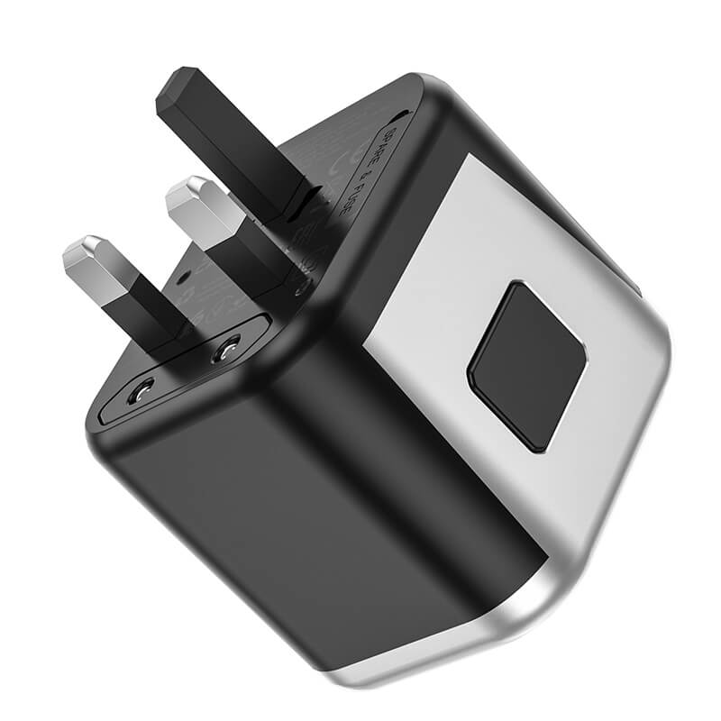 Mobie International All in One Universal Travel Adapter AC5 Not for Use in NZ