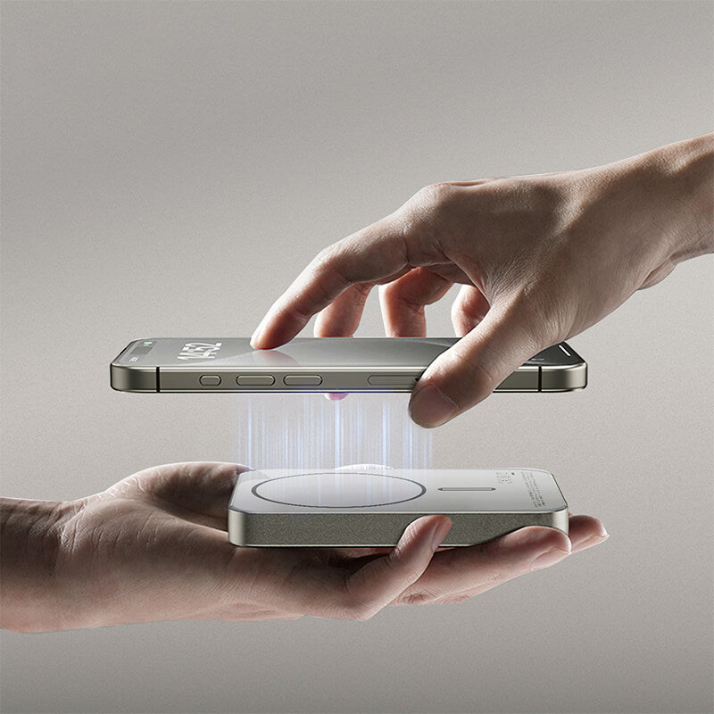 Momax Ultra Thin 20W Magsafe Wireless Power Bank 10000mAh