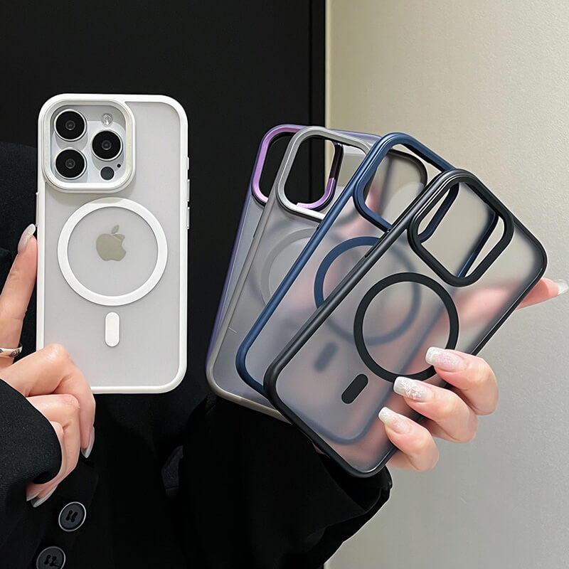 iPhone 15 Pro Max Clarity Series Magsafe Ultra Thin Anti-Fingerprint Back Case