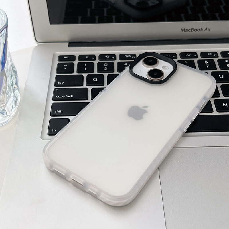 iPhone 15 Dunjia Series Matte Translucent Phone Case