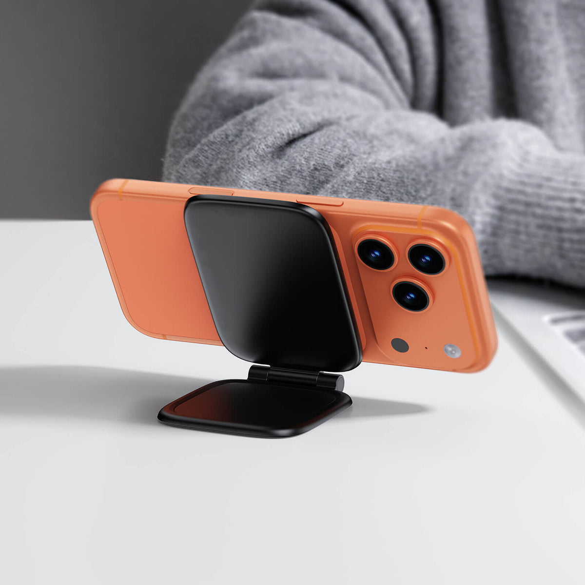 Acefast Ultra Thin Foldable Magnetic Car Dashboard Phone Stand D46