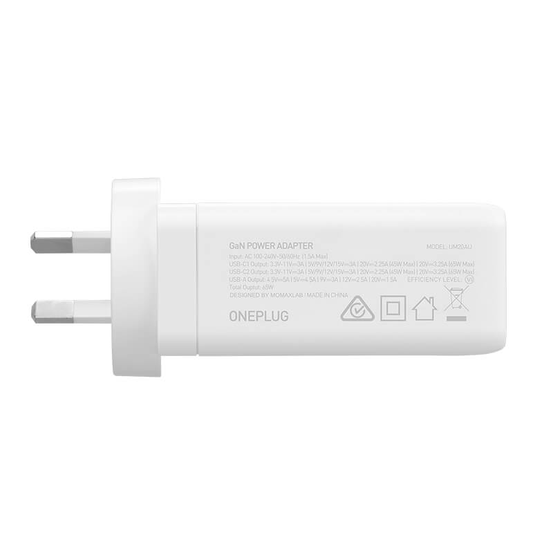 Momax One Plug 65W 3-Port GaN Wall Charger Dual USB-C and USB-A UM20