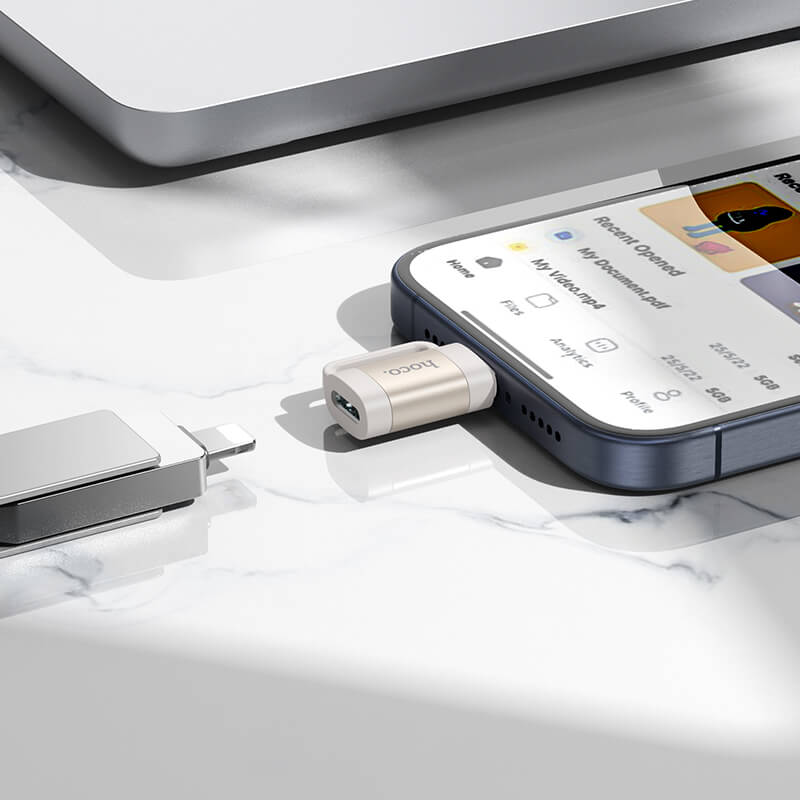 hoco Type-C to Lightning Adapter for Charging Data Sync UA31E