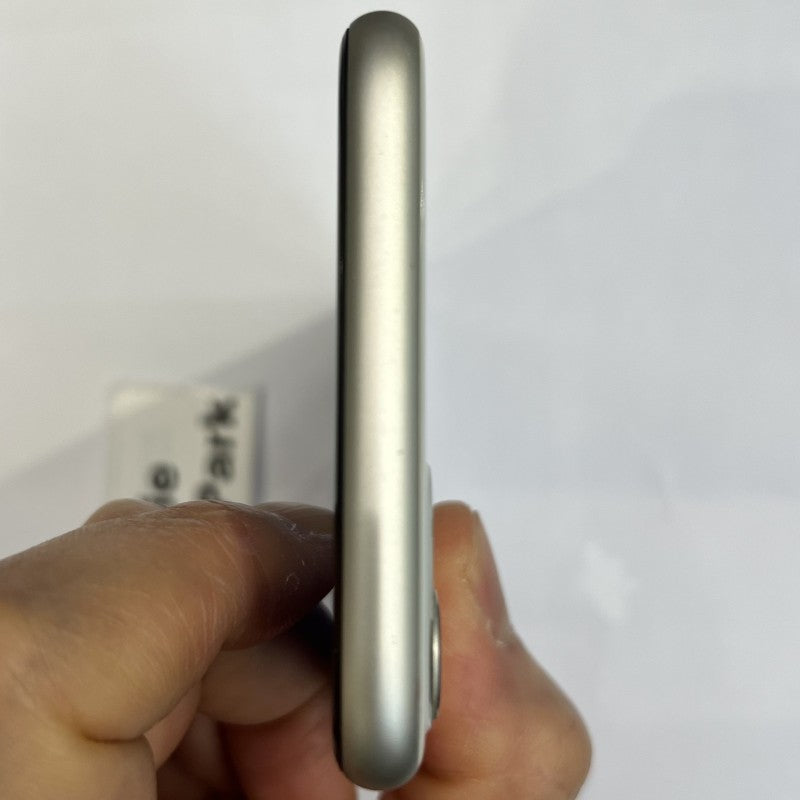 iPhone 11 128G Above 90% Battery Health Refurbished