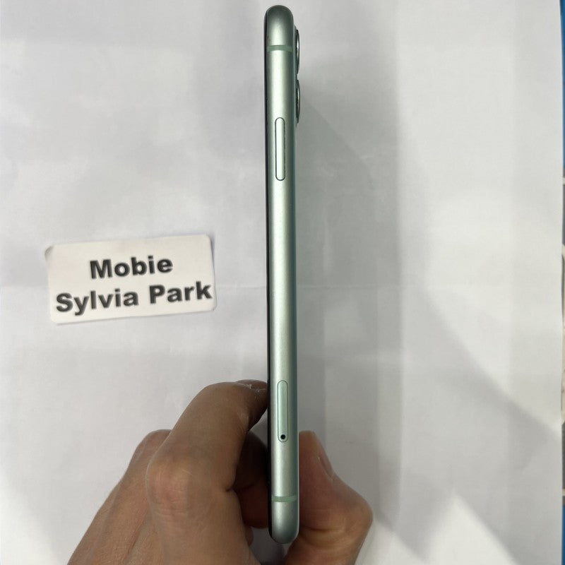iPhone 11 64G 100% Battery Health Refurbished
