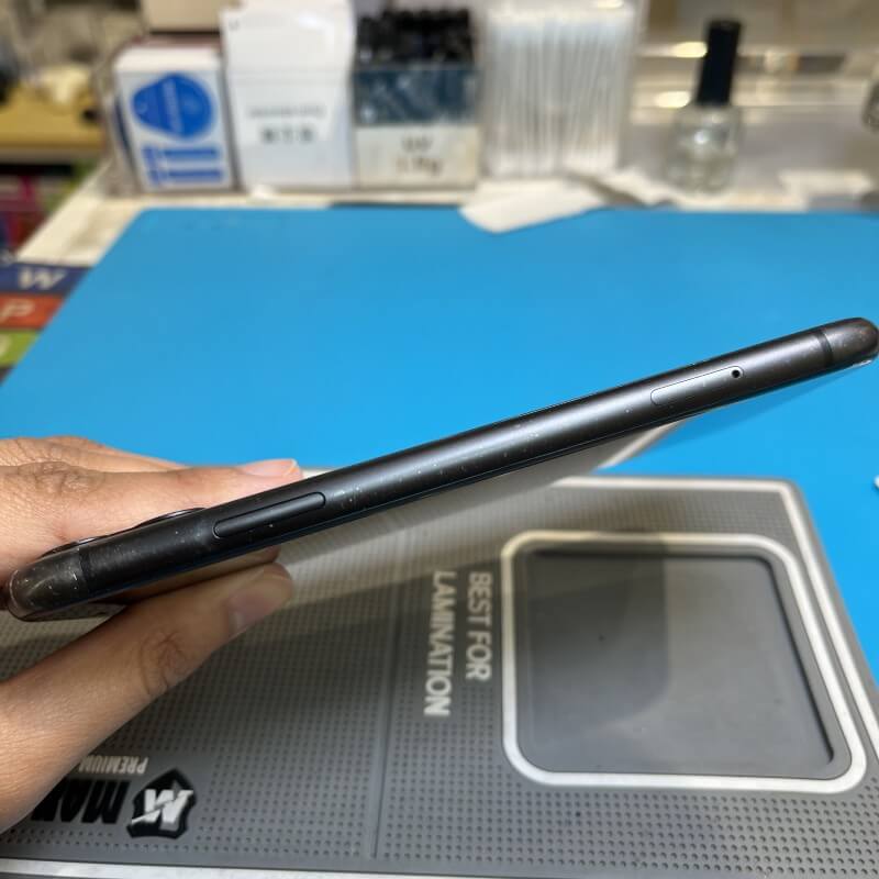 iPhone 11 128G 100% Battery Health Refurbished