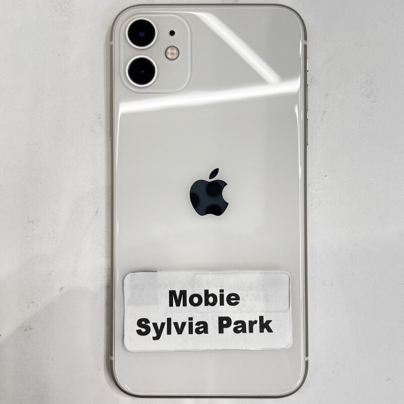 iPhone 11 64G 100% Battery Health Used